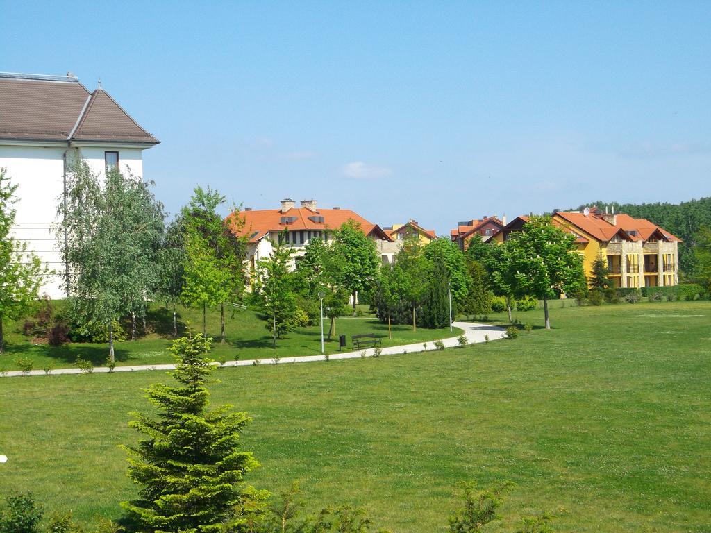 Birdland Panorama Apartman Bük Rom bilde